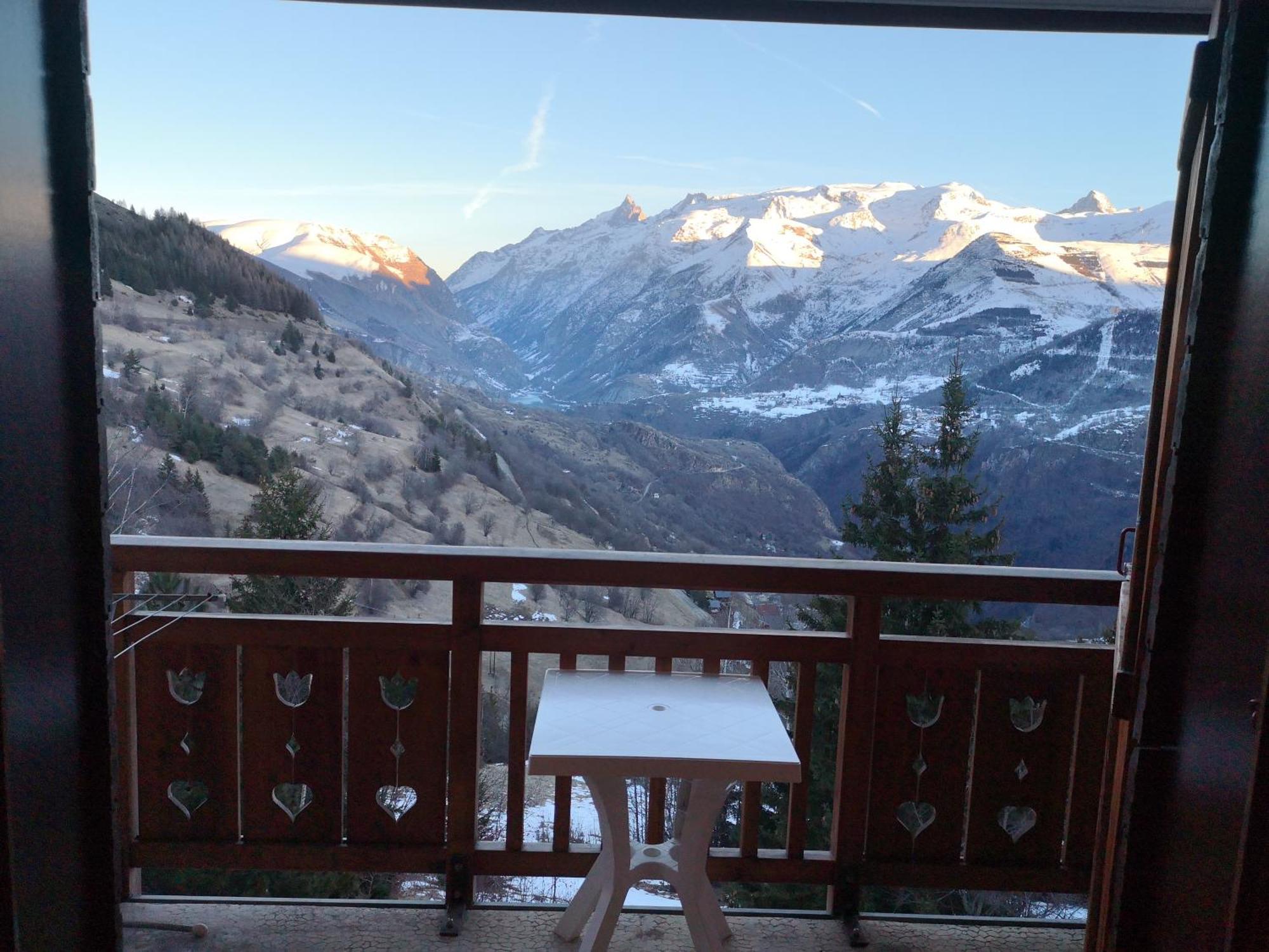 Studio Coin Montagne A Auris En Oisans Avec Vue Magnifique 外观 照片